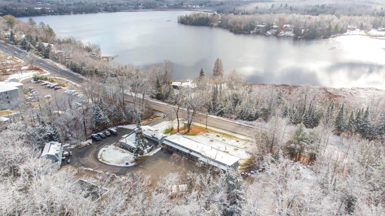Lakeview Motel Haliburton Exterior photo